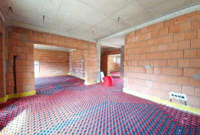 Cladire ideala pentru birouri, clinica, gradinita, 338mp,  6 parcari - 10