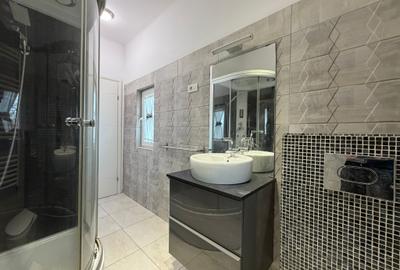 3 camere 2 bai etaj 3 apartament renovat recent, proprietar - 1