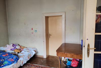 Apartament 4 camere in casa, curte proprie zona Centrul Istoric - 4