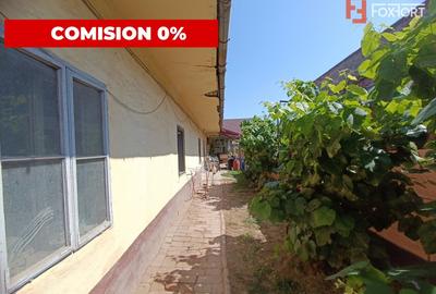 COMISION 0% Casa cu 4 apartamente la curte comuna cu teren total 748 mp - 1