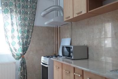 De inchiriat - Apartament cu 2 Camere Decomandat/Sector 3 - 5