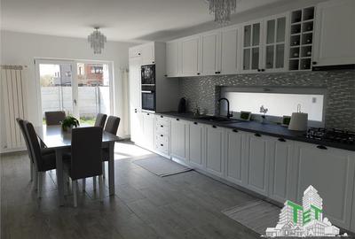 Vila lux 4 camere incalzire pardoseala cu terasa mare langa Soseaua de Centura - 14