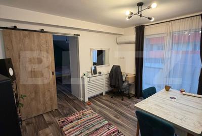 Apartament cu 3 camere semidecomandat, mobilat în Baciu