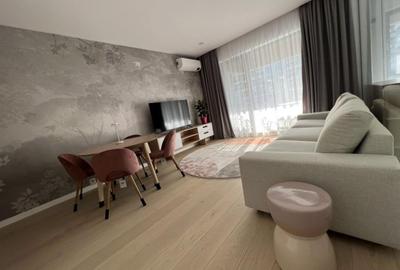 Apartament cu 2 camere semidecomandat, mobilat în Aviației