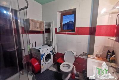 Vila 5 camere regie proprie cu gradina/garaj in Bacu (Joita) - 9