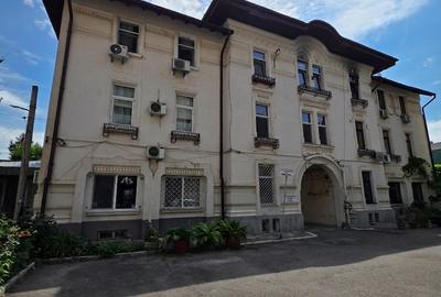 Garsonieră 44MP ,parcare Privata, Piața Romana - 7