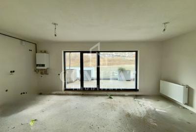 Apartament cu 3 camere semidecomandat în Zorilor