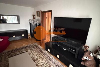 Apartament cu 3 camere decomandat, mobilat în Crângași