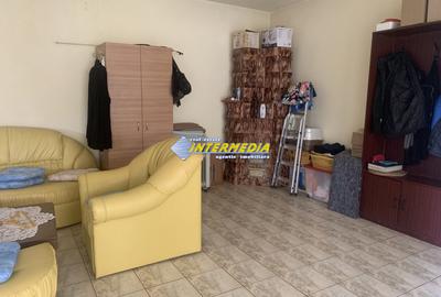 Casa de vanzare 5 camere teren aferent 1410 mp cu toate utilitatile zona Oarda - 11
