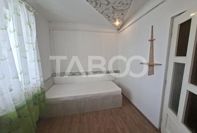 Apartament cu 3 camere si balcon de inchiriat in zona Mihai Viteazul - 10