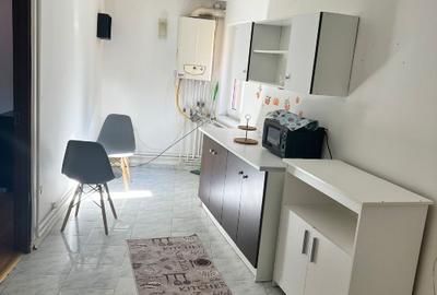 Chirie la casa intrare separată și parcare - 4