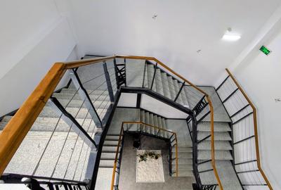 Spatii  de birouri cu suprafete intre 100-1500 mp - Comision 0% - 7