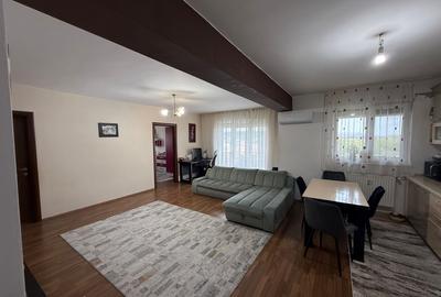Apartament cu 3 camere decomandat în Nufărul
