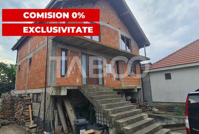 Casa la rosu de vanzare in Sebes-Lancram judetul Alba - 1