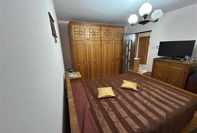 Apartament cu 2 camere de vanzare, 57mp, zona centrala, Piata Moldovei, Directia - 6