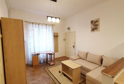 Centrul Istoric, str Poarta Schei, Apartament 2 camere de inchiriat - 3