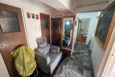 Apartament 2 camere str Miron Costinîn - 4