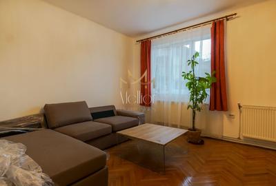 Casa, 150 mp, 4 camere, 2 bai, 3 locuri de  parcare, Andrei Muresanu! - 1