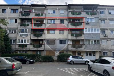 Apartament 3 camere decomandat Piața Rogerius - 1