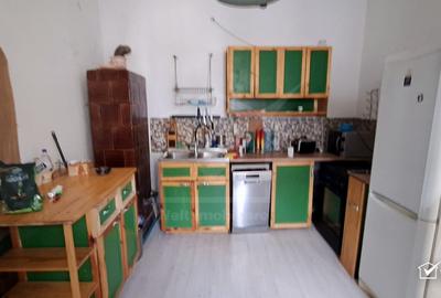 Vanzare apartament 4 camere, ultracentral, posibilitate investitie - 7