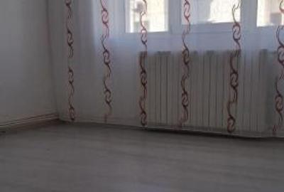 Apartament cu 2 camere decomandat în Anda