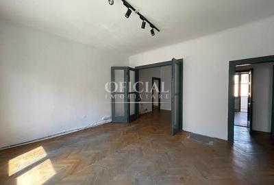 Apartament cu 4 camere decomandat în Ultracentral