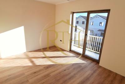Oferim spre vanzare casa-duplex cu 4 camere si 3 bai situata in Giroc - 10