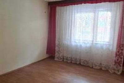 Apartament cu 2 camere decomandat în 13 Decembrie