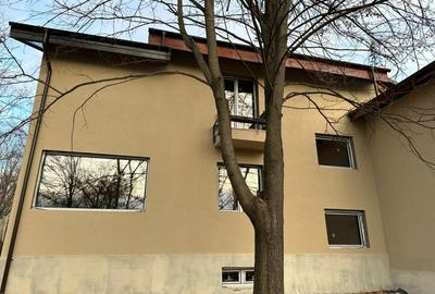 Vila Ghermanesti cu piscina, casa secundara, zona de petreceri si deschidere lac - 9