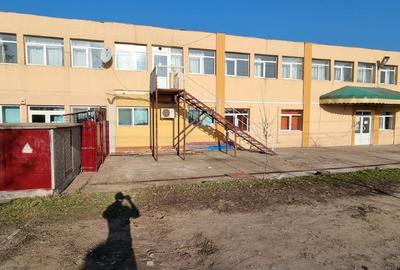 De închiriat spațiu comercial stradal - 3