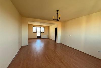 Lugoj,  Vila P+2E+M ,  656 Mp., Construiti, Posibilitate De Investitie, Zona 0 - 19
