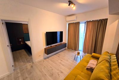 Apartament cu 3 camere decomandat în Crângași