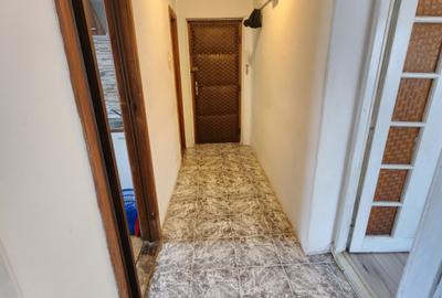 Inchiriez apartament cu 2 camere in zona facultatii de Vest comision zero - 1