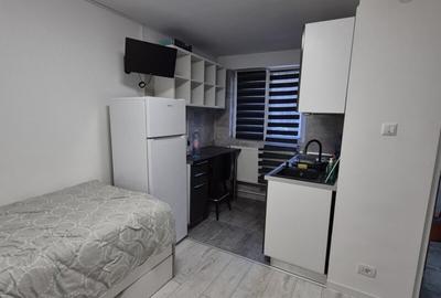 1Decmbrie garsoniera - 1