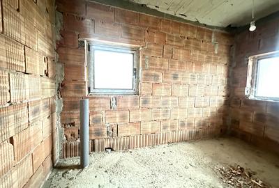 Duplex la roșu, 5 camere, 127 mp utili 305 mp teren - Dumbravita - 12