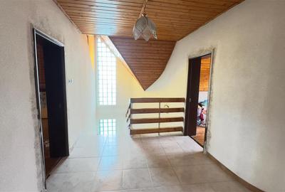 Vilă spațioasă de vanzare in Sanpetru zona Lempes - 9