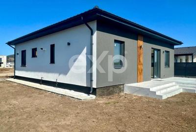 Casă de vânzare în Sânpetru - 117 mp , teren 500 mp -223.000 Euro. - 8