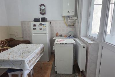 OCAZIE ! CENTRU PIATA UNIRII 2 CAMERE 2 BALCOANE + BOXA ETAJ 1 PRET 78.500 EURO - 8