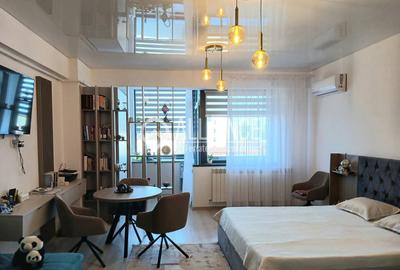 Garsonieră decomandată, mobilată în Central