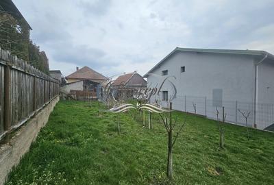 Casa solida cu gradina generoasa si pozitie retrasa - 9