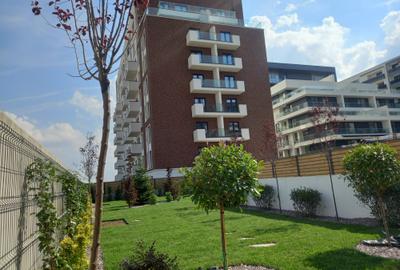 Apartament cu 4 camere decomandat în Pipera