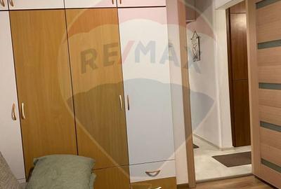 Apartament 3 camere, spatios, zona Alfa - 9