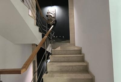 Centru , spatiu birouri  clasa A, 90 mp., utilitati si mentenanta incluse - 10