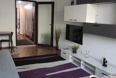 Garsoniera - zona Gara/Abator - 62.000 euro (Cod E11) - 1