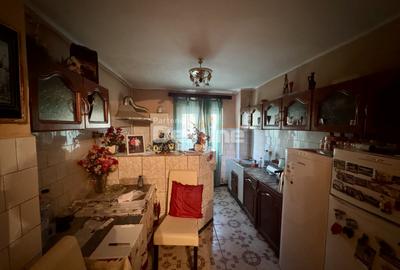 Apartament 3 camere et 1 Ultracentral Simeria - 1