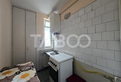Apartament 2 camere de vanzare 37 mp balcon zona Mihai Viteazul Sibiu - 5