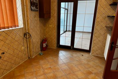 Vila singur curte, ideal scoala, gradinita - 25