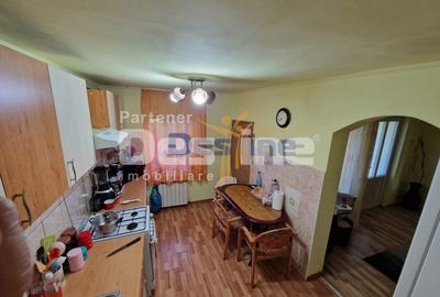 VAND CASA MOBILATA SI UTILATA + GRADINA + TEREN, ZONA LINISTITA, DEJ - 3