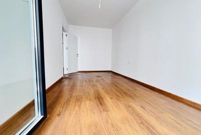 PROPRIETAR vand apartament de 2 camere, et. 1, 43 mp utili, metrou 5 min. pe jos - 12