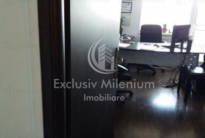 Duplex Bd Unirii / Alba Iulia 5 Camere Birouri - 2